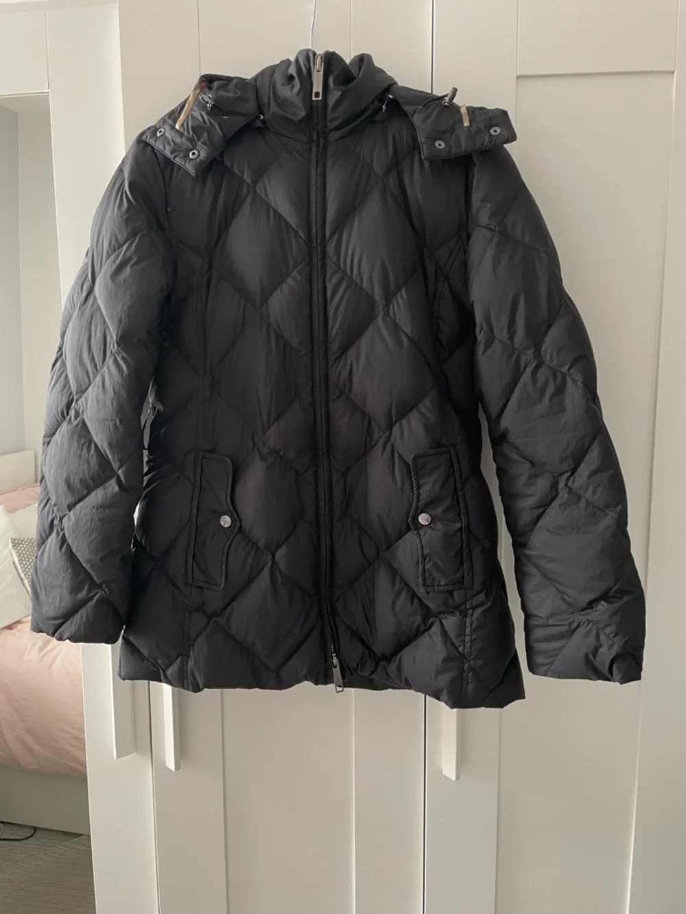 Burberry Quilted Jacket - Picture 2 of 5